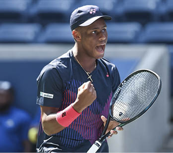 Matthew Forbes in action during a junior boys' singles match at the 2024 US Open on Wednesday, Sep. 4, 2024 in Flushing, NY. (Dustin Satloff/USTA)