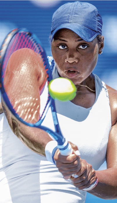 SAN JOSE, CALIFORNIA - AUGUST 03: Taylor Townsend returns a shot from Daria Kasatkina of Russia during the Mubadala Silicon Valley Classic, part of the Hologic WTA Tour, at Spartan Tennis Complex on August 03, 2022 in San Jose, California. (Photo by Carmen Mandato/Getty Images)