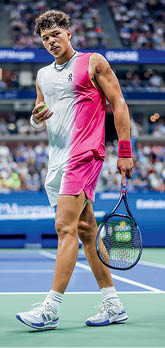NEW YORK, NEW YORK - SEPTEMBER 08: Ben Shelton of the United States looks on after a point against Novak Djokovic of Serbia during their Men's Singles Semifinal match on Day Twelve of the 2023 US Open at the USTA Billie Jean King National Tennis Center on September 08, 2023 in the Flushing neighborhood of the Queens borough of New York City. (Photo by Mike Stobe/Getty Images)